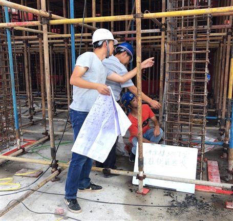 桂華分公司：堅守崗位，端午節(jié)建設(shè)工地不停歇